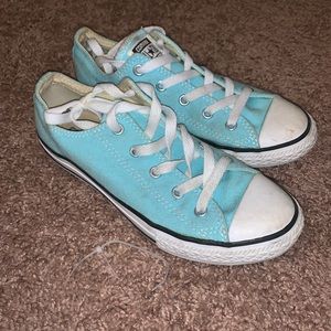 Teal converse